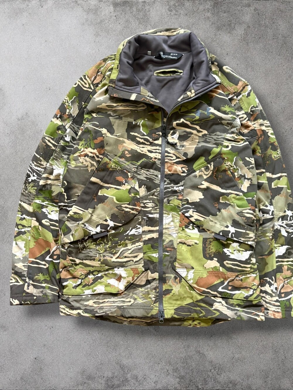 Under Armour GORE-TEX Essential Hybrid Hunting Jacket Men's Medium Camoflauge